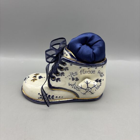 Mary Had A Little Lamb Porcelain Baby Shoe Music Box - Picture 1 of 8